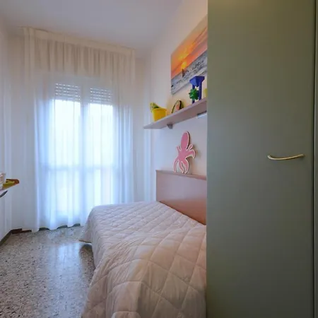 Appartamenti Dal Moro Lignano Sabbiadoro Exterior photo