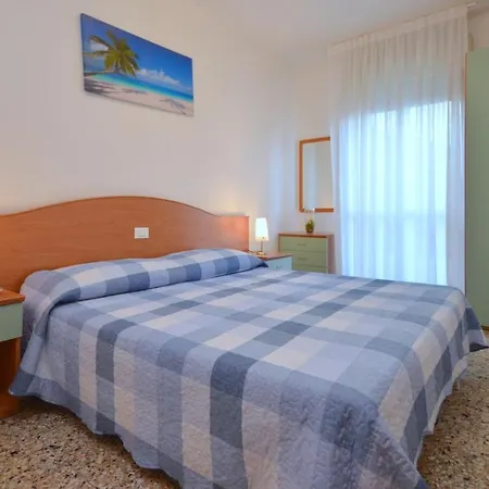Appartamenti Dal Moro Lignano Sabbiadoro Exterior photo